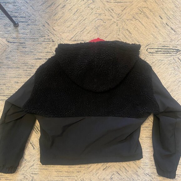 Abercrombie Black Cropped Winterized Traveler Jacket - Picture 5 of 5